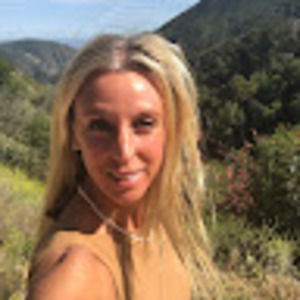 Meet your Posher, Angie